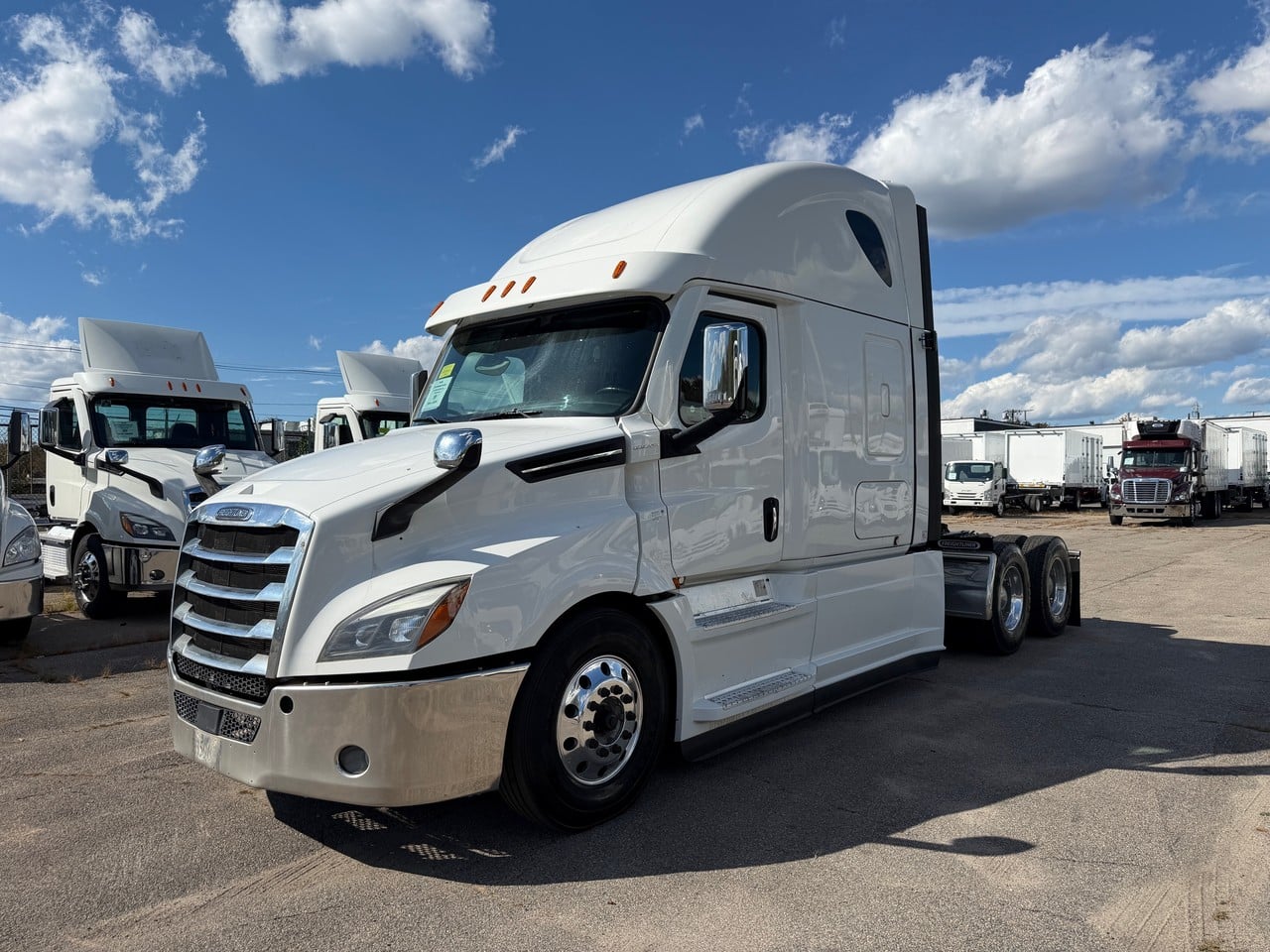 2020 Freightliner CASCADIA 126 Sleeper #4202 2020 Freightliner CASCADIA 126 Sleeper #4202