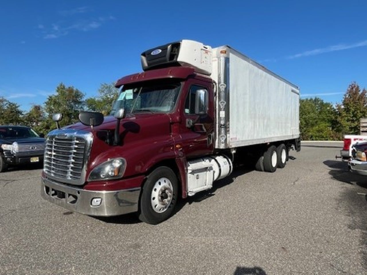 2018-freightliner-cascadia-reefer-truck #1998