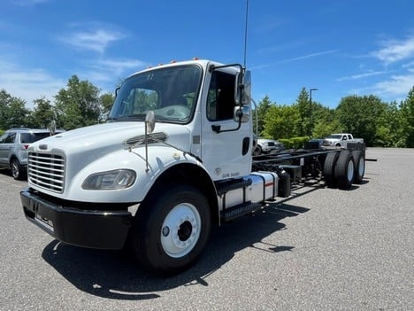 2019 Freightliner M2106 Cab Chassis Truck