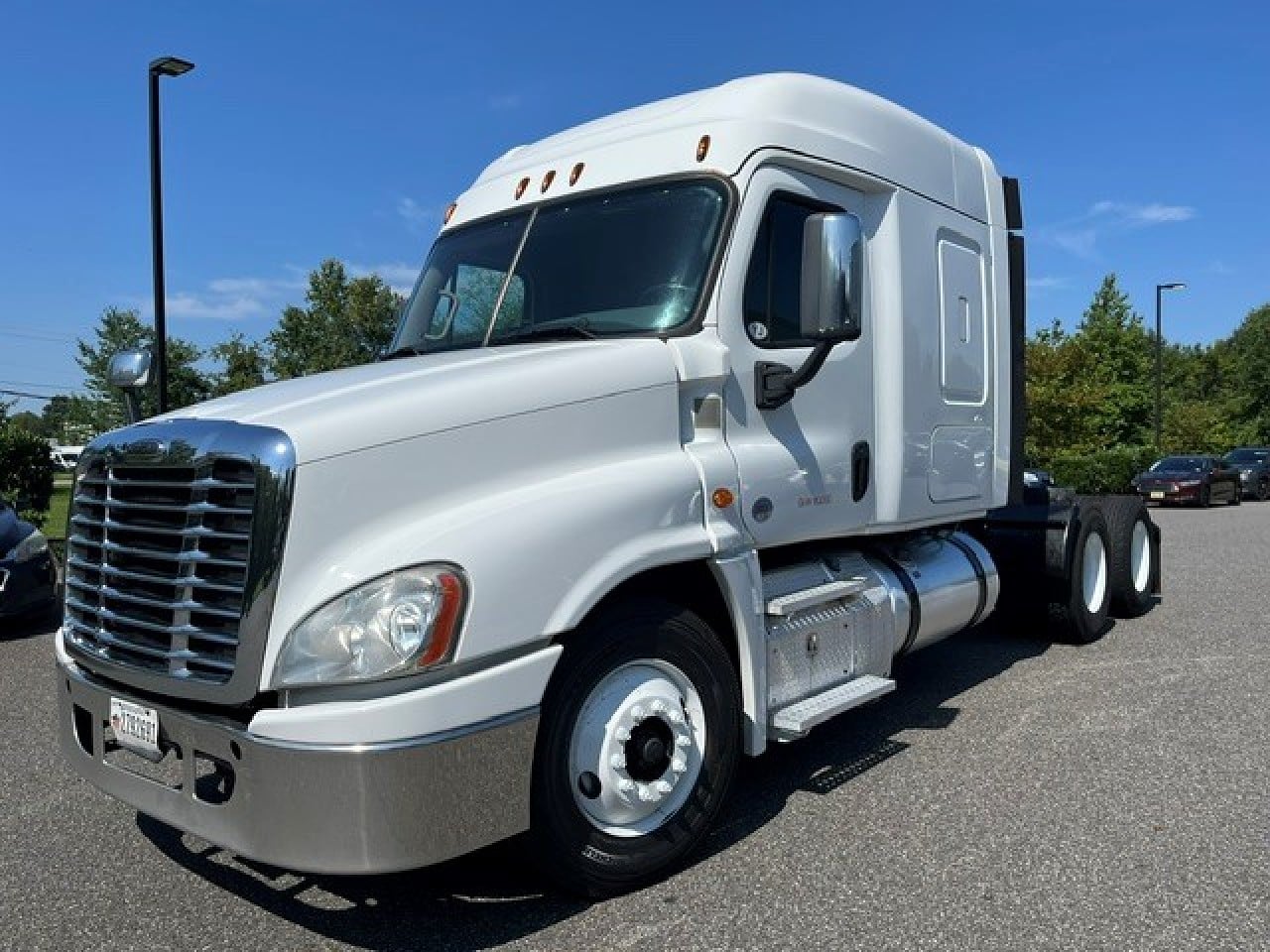 2020-freightliner-ca125slp-sleeper #3815