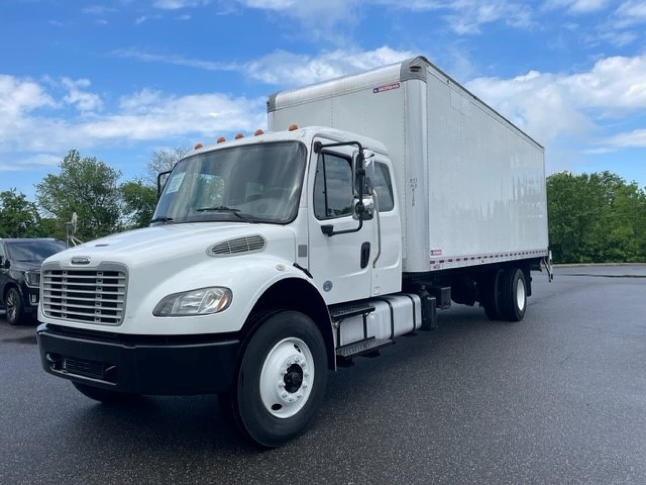 2018-freightliner-m2106-box-van-truck #3375