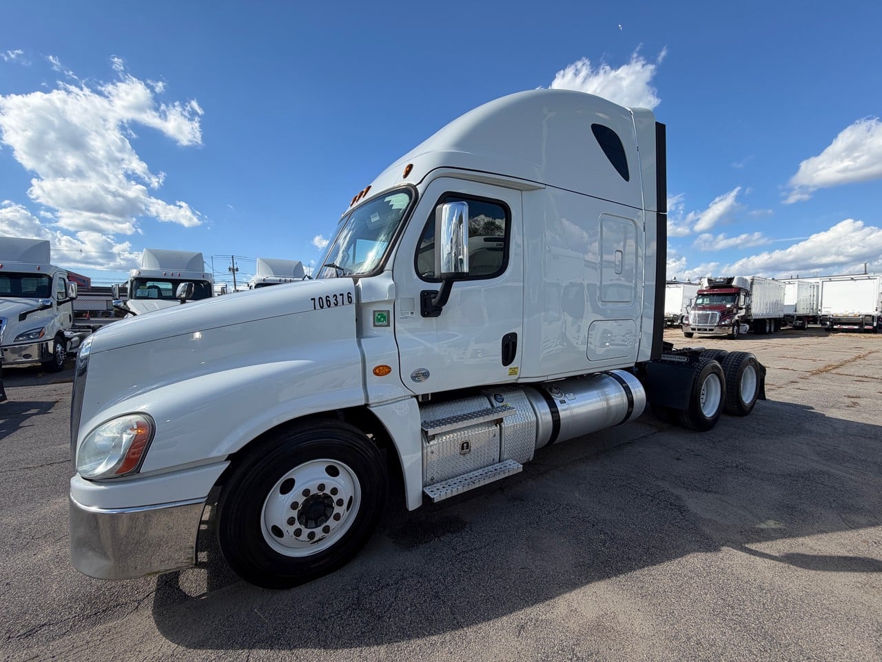 2020 Freightliner CASCADIA 125 Sleeper #4200 2020 Freightliner CASCADIA 125 Sleeper #4200