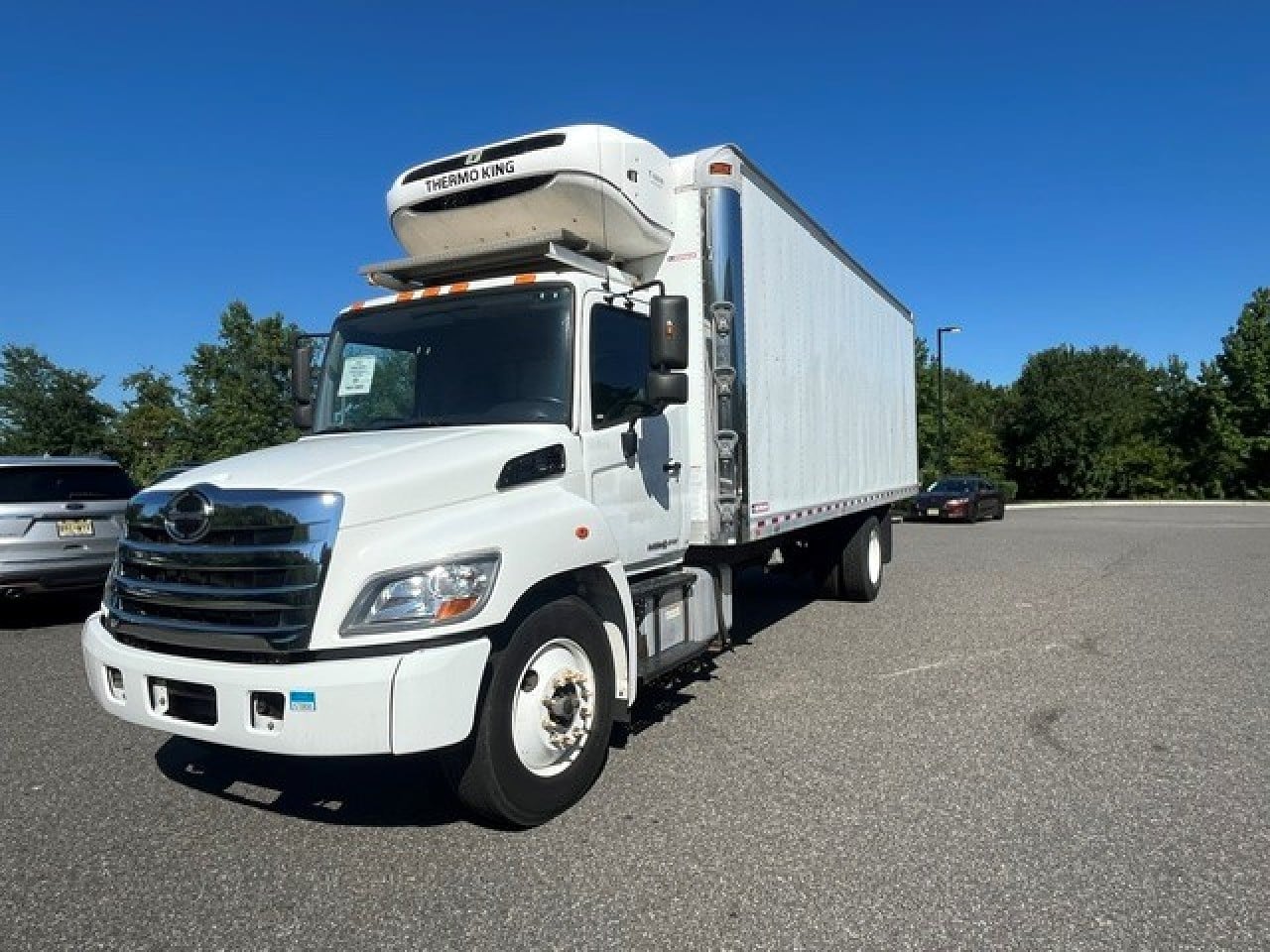 2018-hino-268a-reefer-truck #3682