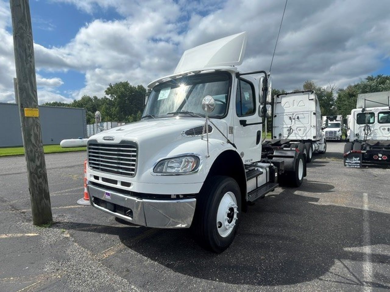2021-freightliner-m2106-daycab #4148
