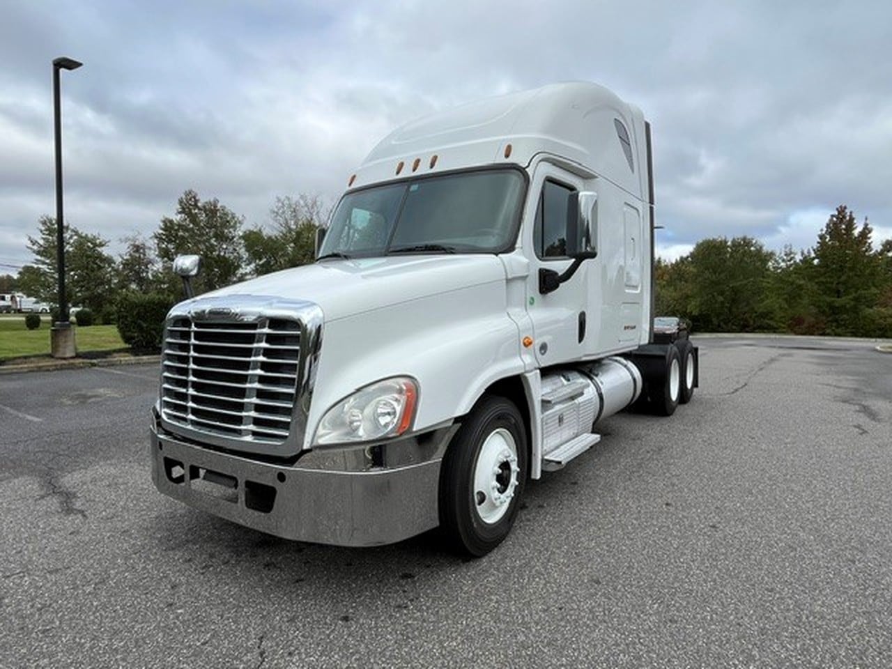 2020 Freightliner CA125SLP Sleeper #4198 2020 Freightliner CA125SLP Sleeper #4198