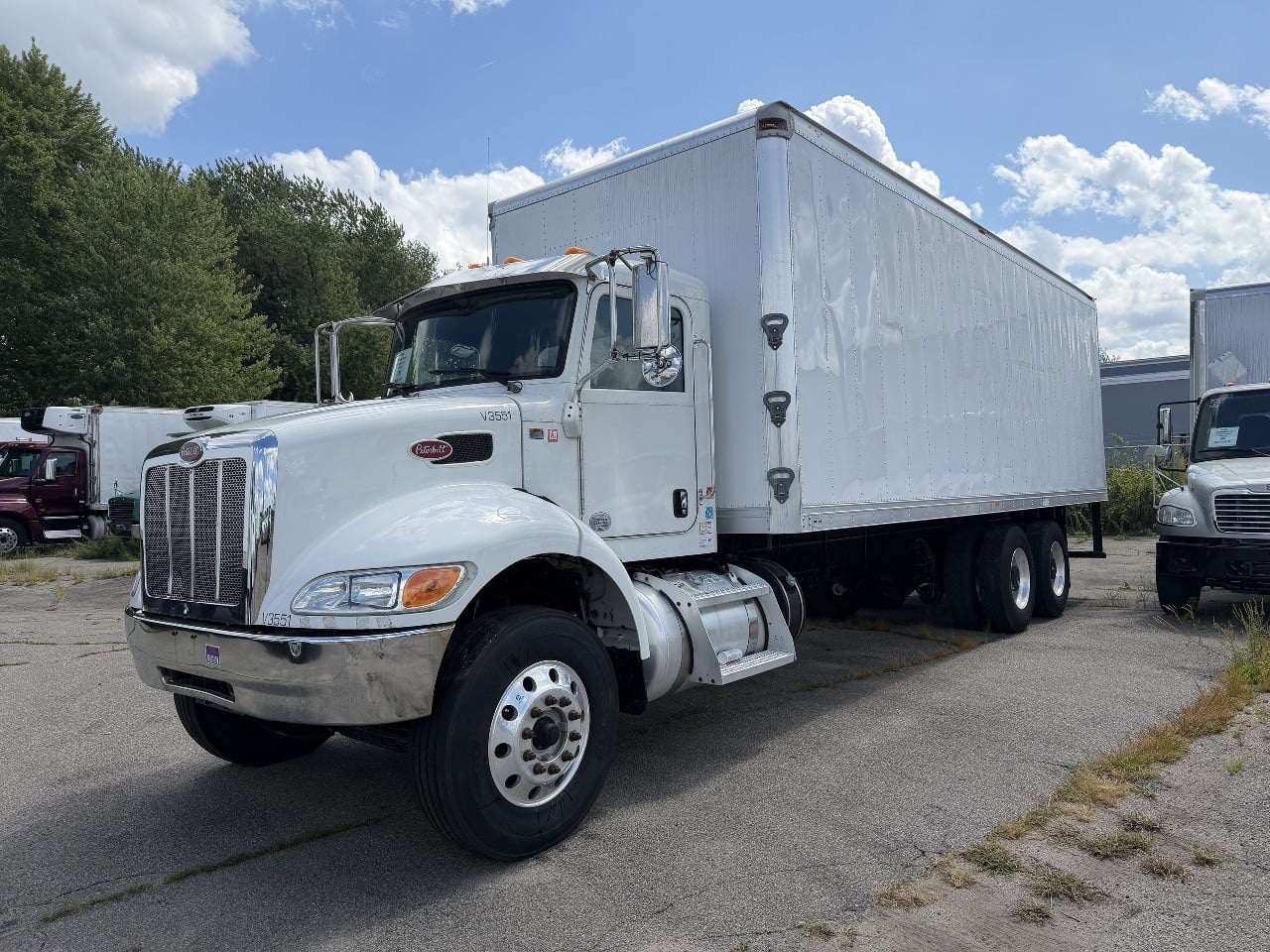 2019-peterbilt-348-box-van-truck #4058