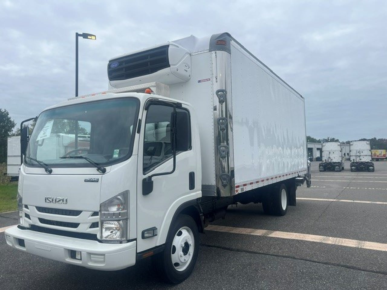 2019-isuzu-npr-hd-reefer-truck #4146