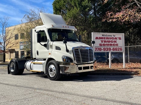 2017 FREIGHTLINER CASCADIA 113 Single Axle Daycab #10468 2017 FREIGHTLINER CASCADIA 113 Single Axle Daycab #10468