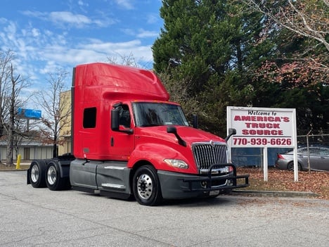 2018 INTERNATIONAL LT625 Tandem Axle Sleeper #10485 2018 INTERNATIONAL LT625 Tandem Axle Sleeper #10485
