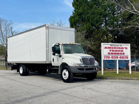 2022 INTERNATIONAL MV106 Box Van Truck #10555