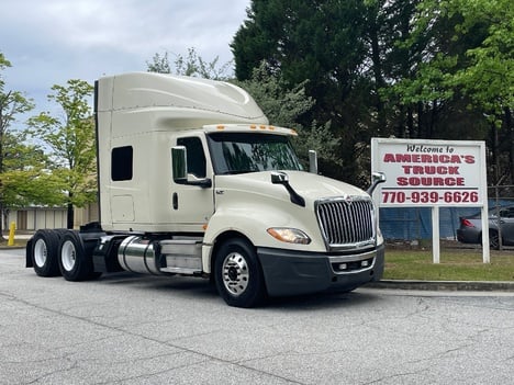 2020 INTERNATIONAL LT625 Tandem Axle Sleeper #10576 2020 INTERNATIONAL LT625 Tandem Axle Sleeper #10576