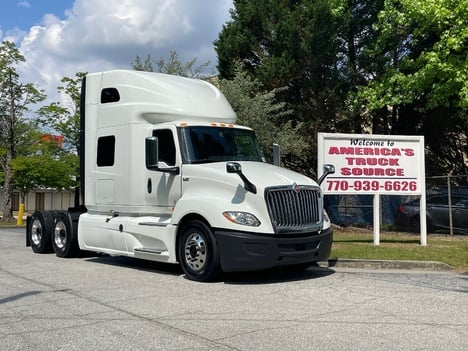 2022 INTERNATIONAL LT625 Tandem Axle Sleeper #10590 2022 INTERNATIONAL LT625 Tandem Axle Sleeper #10590