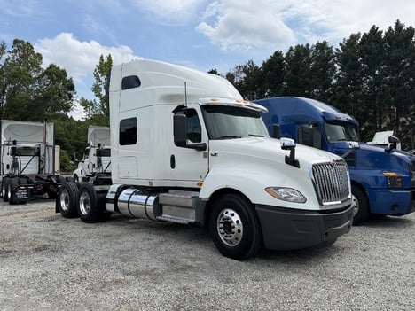 2021 INTERNATIONAL LT625 Tandem Axle Sleeper #10634 2021 INTERNATIONAL LT625 Tandem Axle Sleeper #10634