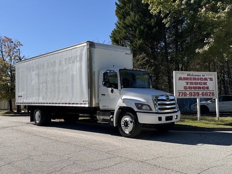 2020 HINO 268 Box Van Truck #10652 2020 HINO 268 Box Van Truck #10652