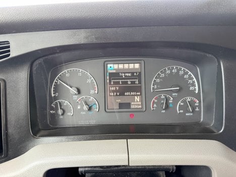 https://pub.imanpro.net/bestbuyts/photo/1391/TH_11.jpg?20260818154313