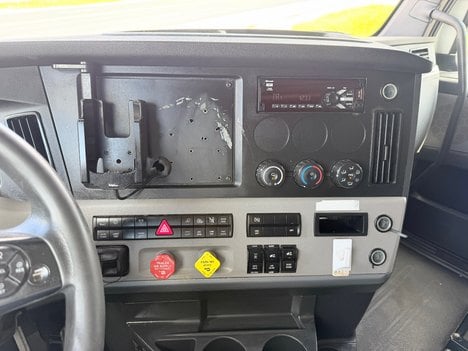 https://pub.imanpro.net/bestbuyts/photo/1391/TH_12.jpg?20260818154313