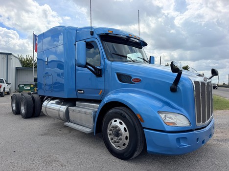 2016-peterbilt-579-tandem-axle-sleeper #1429