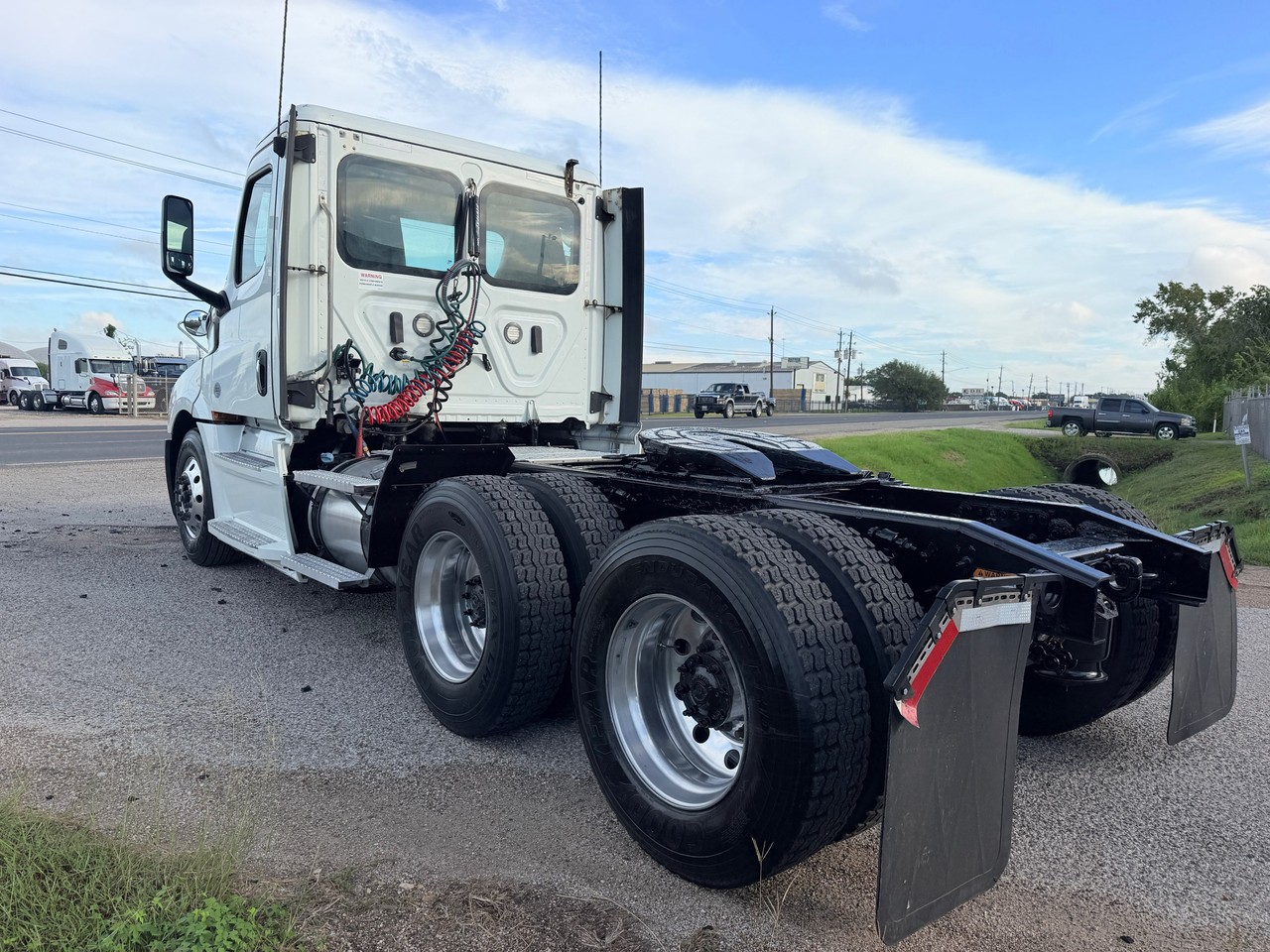https://pub.imanpro.net/bestbuyts/photo/1430/4.jpg?t=20261005103347