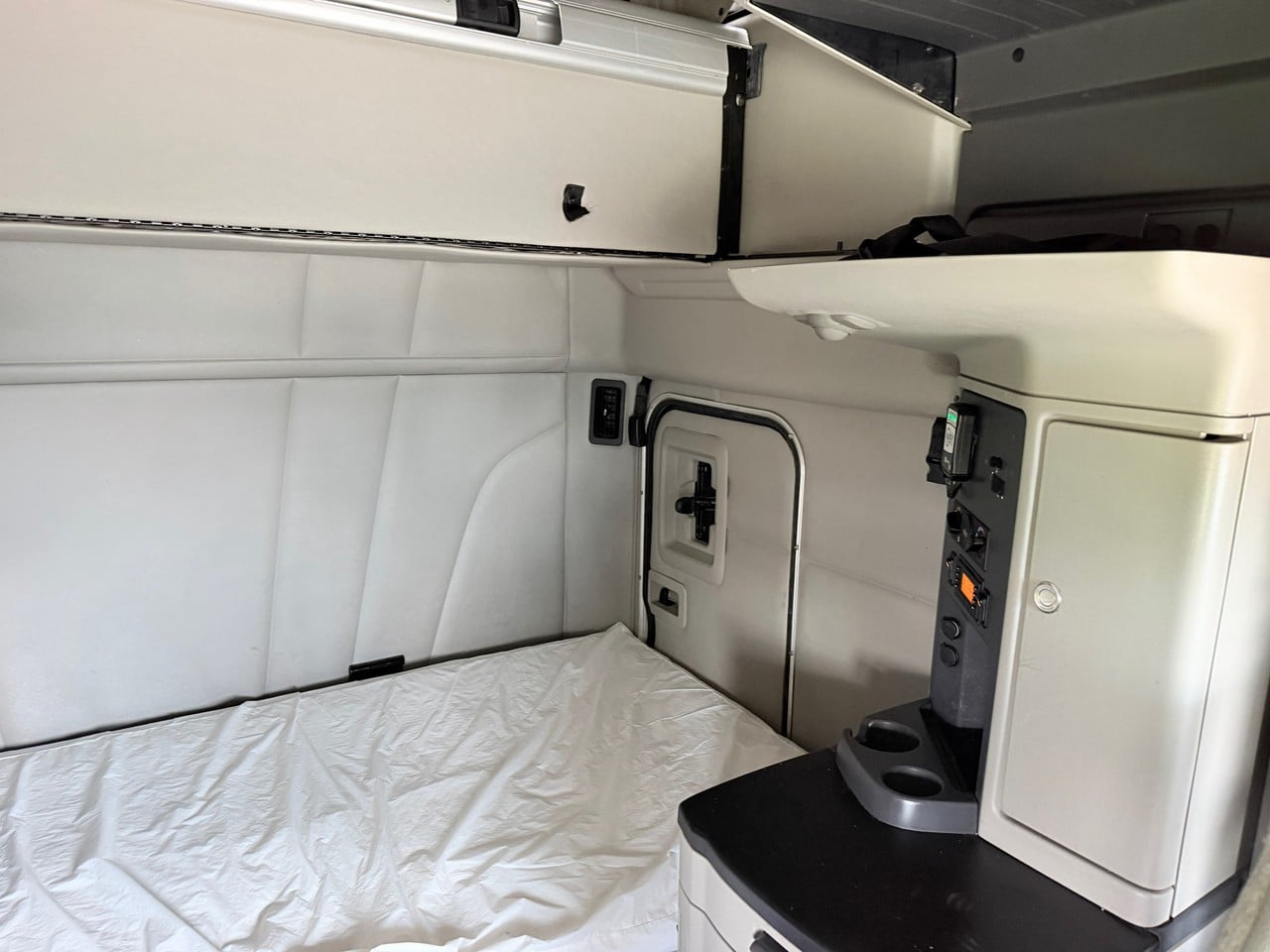 https://pub.imanpro.net/bestbuyts/photo/1431/17.jpg?t=20261005110450