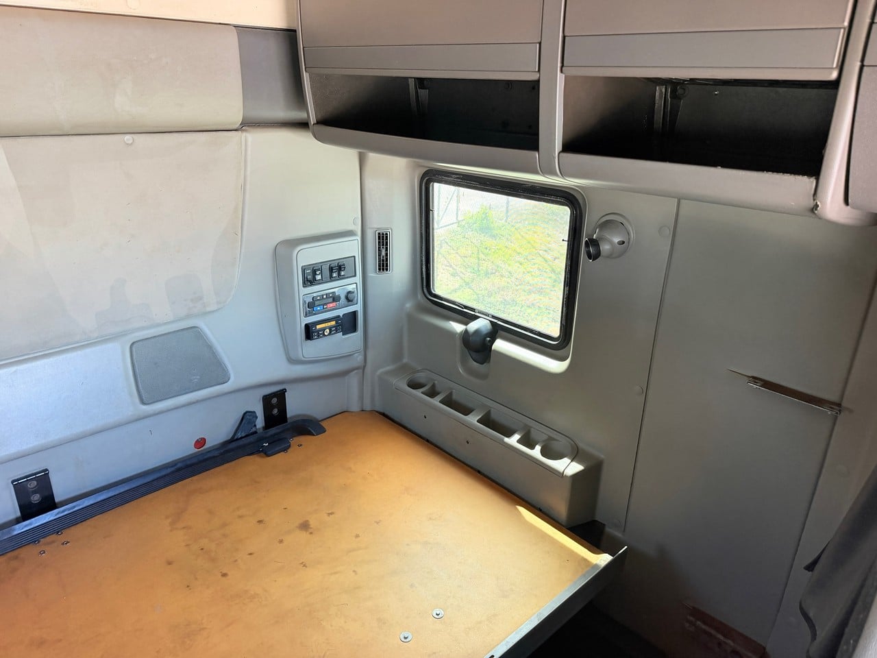 https://pub.imanpro.net/bestbuyts/photo/1441/17.jpg?t=20261020101306