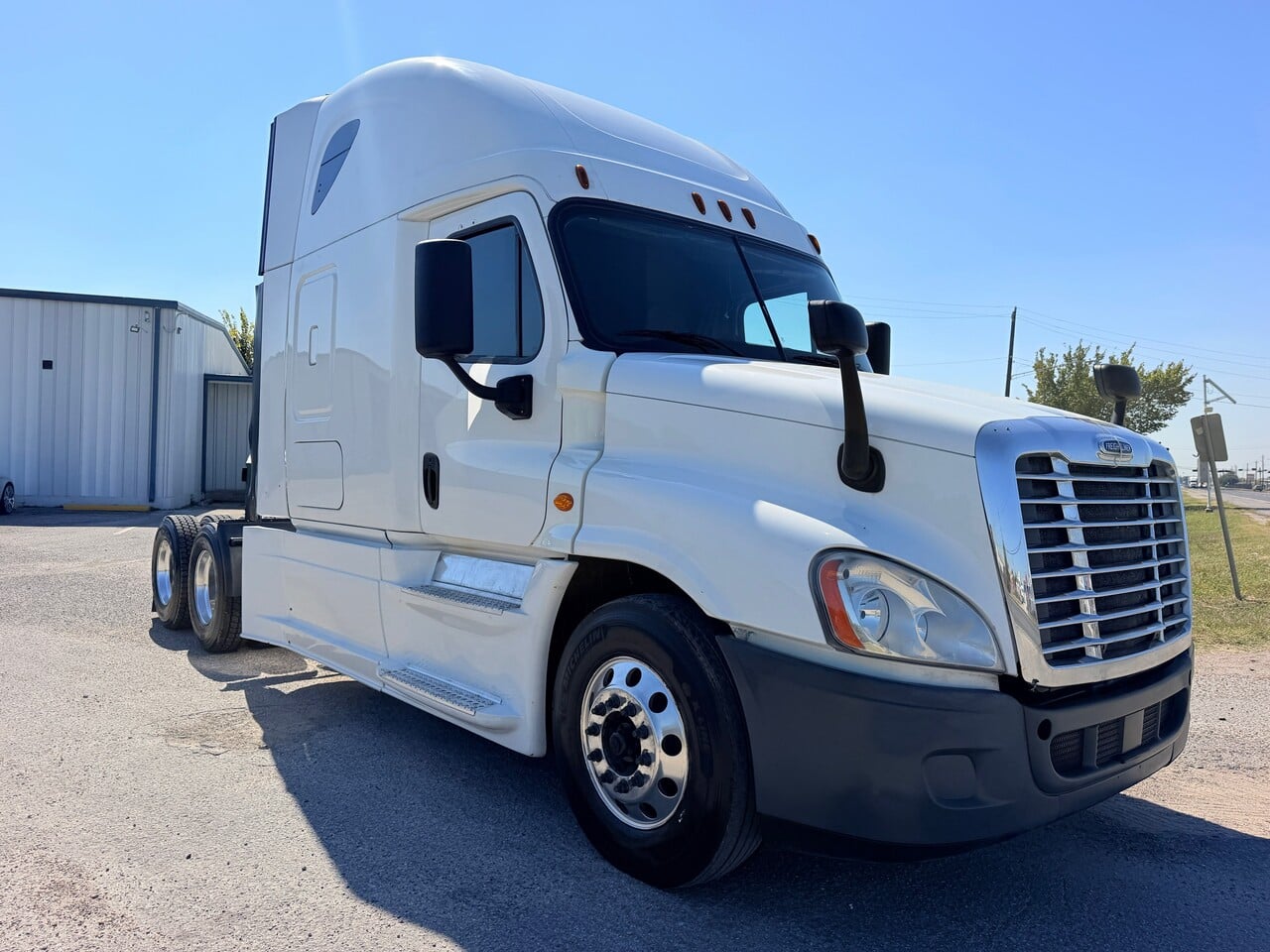 2016 FREIGHTLINER CASCADIA 125 Sleeper #4306