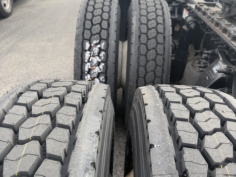 https://pub.imanpro.net/c1truck/photo/1106/14.jpg?20261013123840