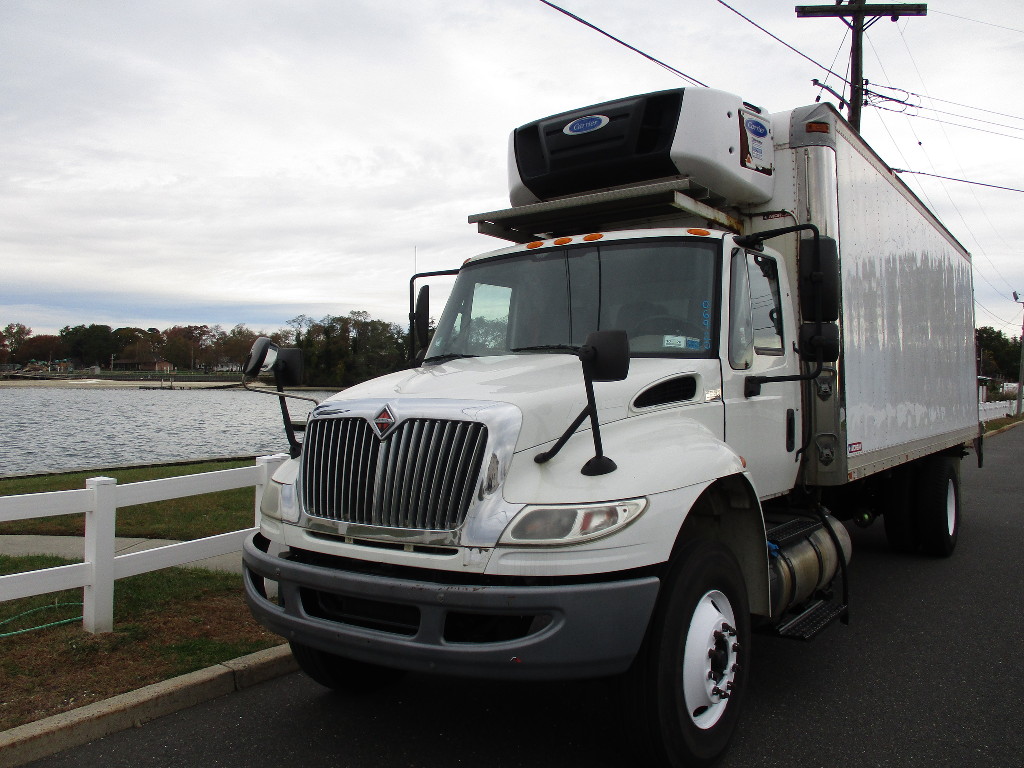 2015 INTERNATIONAL 4300 Reefer Truck #1