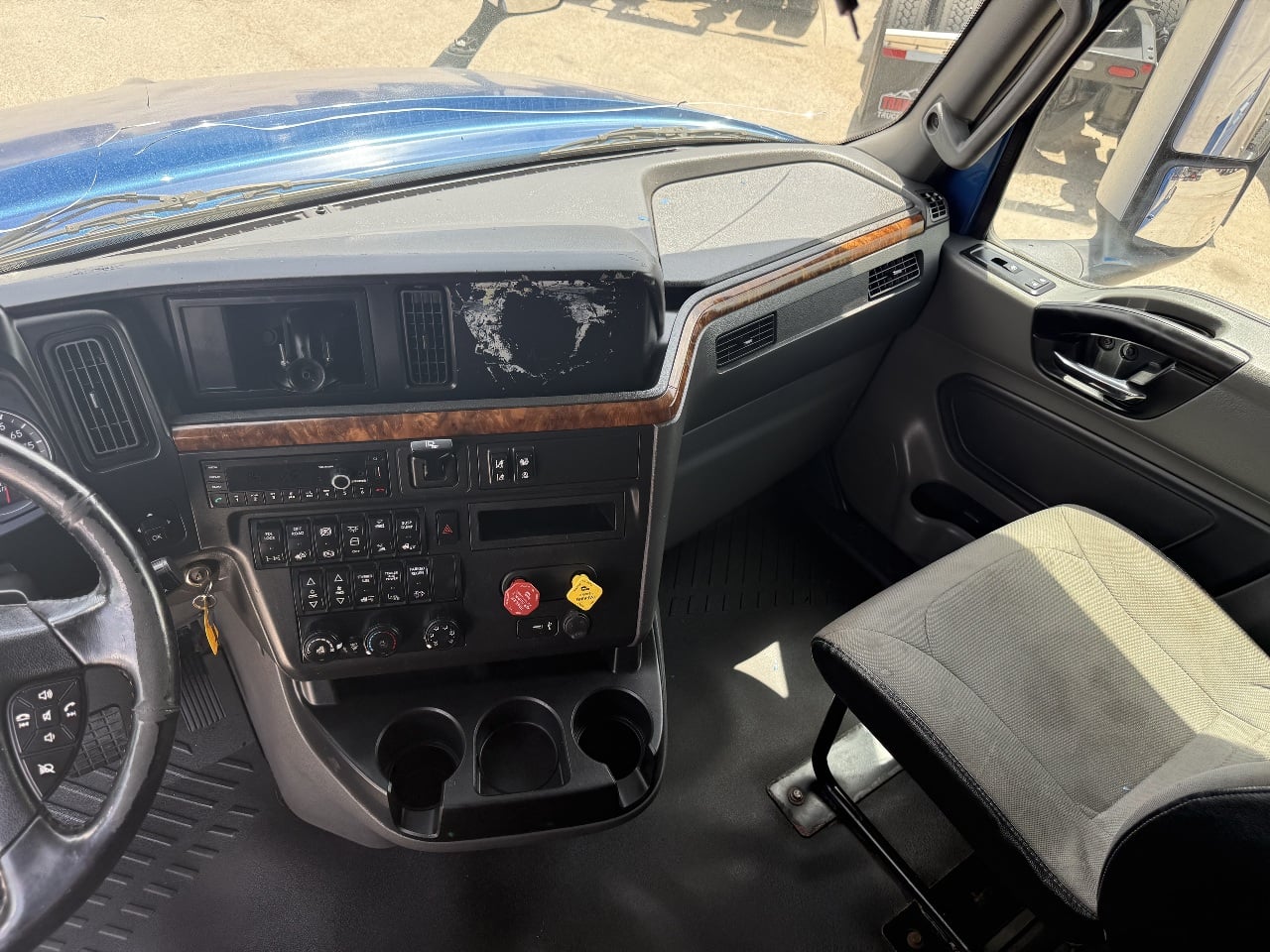 https://pub.imanpro.net/ezway/photo/1867/12.jpg?t=20260624093508