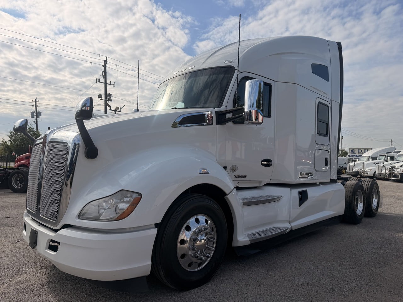 2020 KENWORTH T680 Sleeper #4212 2020 KENWORTH T680 Sleeper #4212