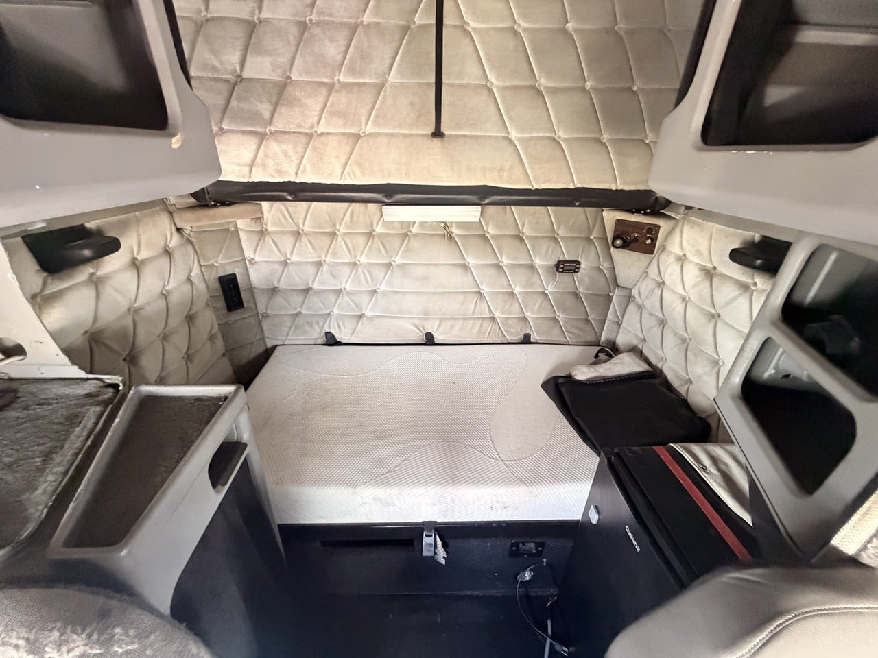 https://pub.imanpro.net/ezway/photo/1966/13.jpg?t=20261016100253
