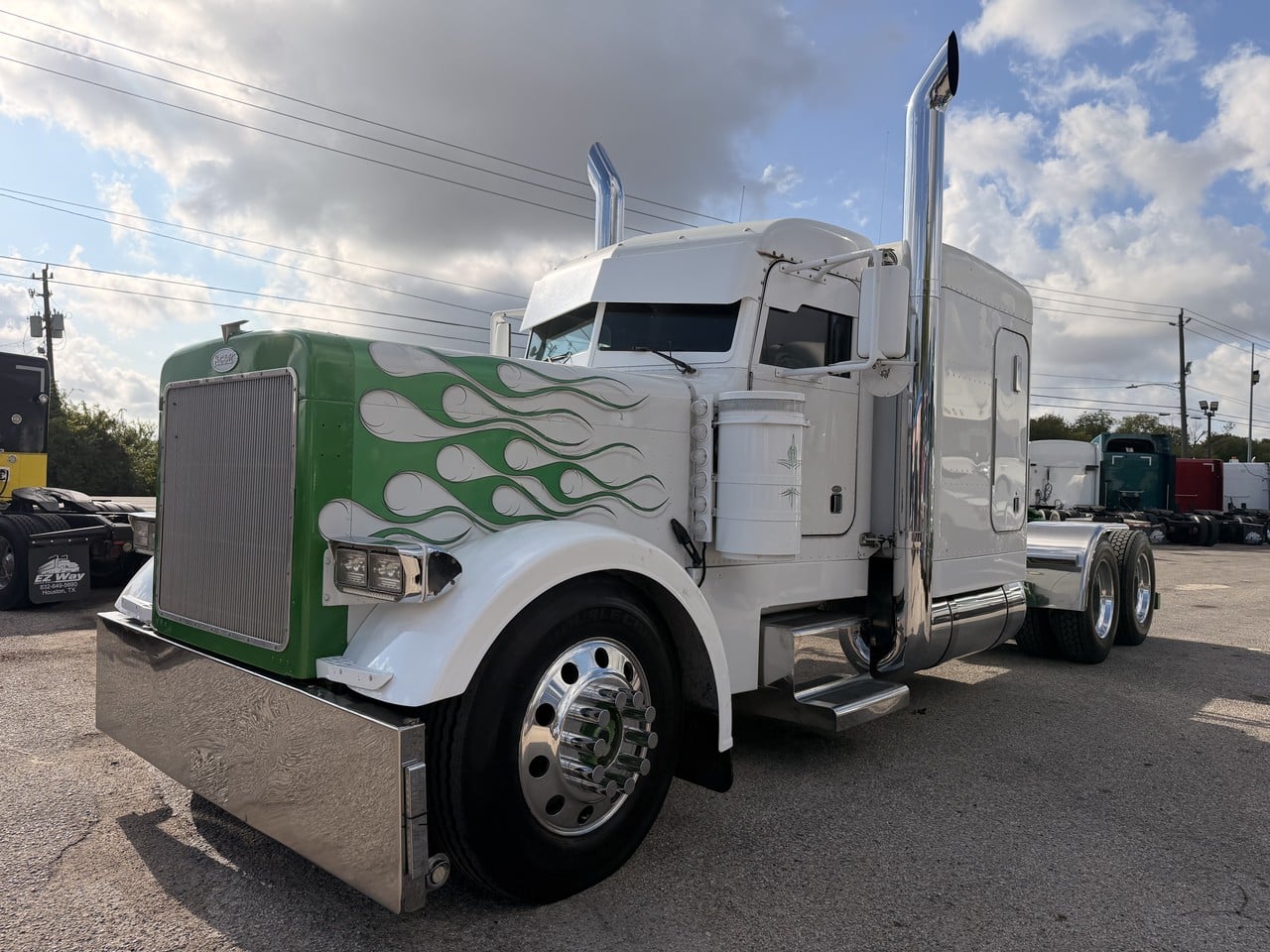 2001-peterbilt-379-sleeper #4293