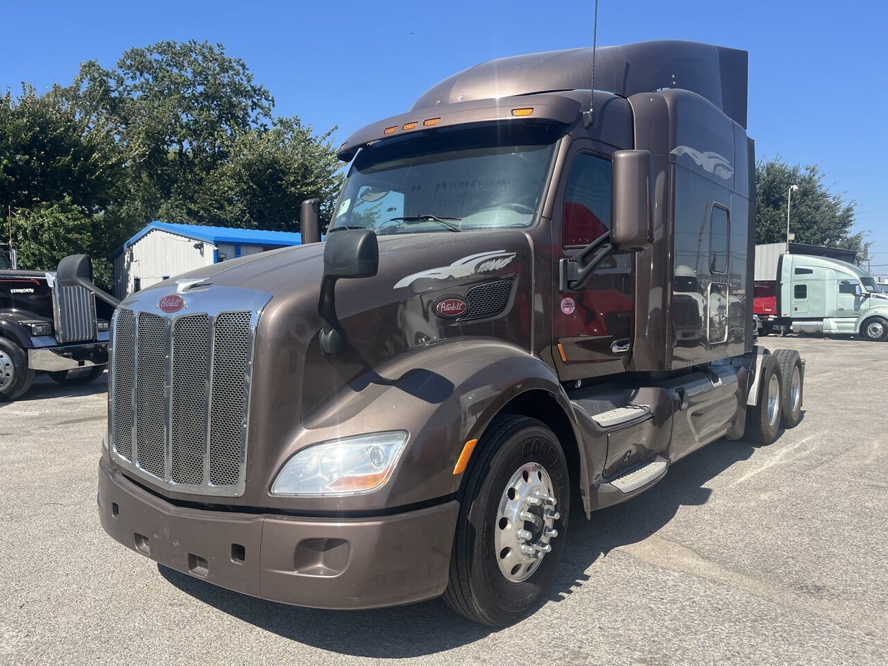 2017-peterbilt-579-sleeper #4310