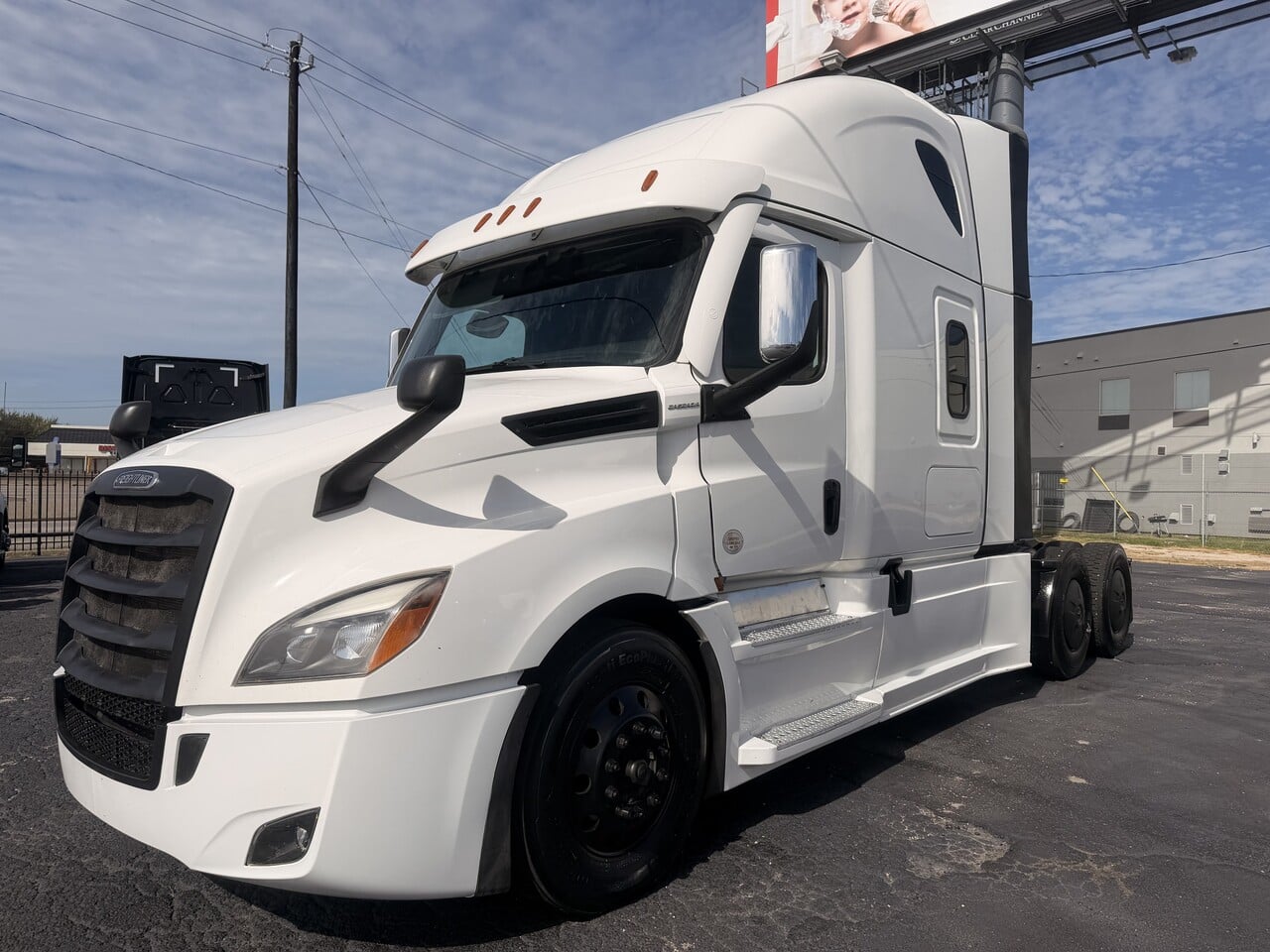 2023-freightliner-cascadia-126-sleeper #4313