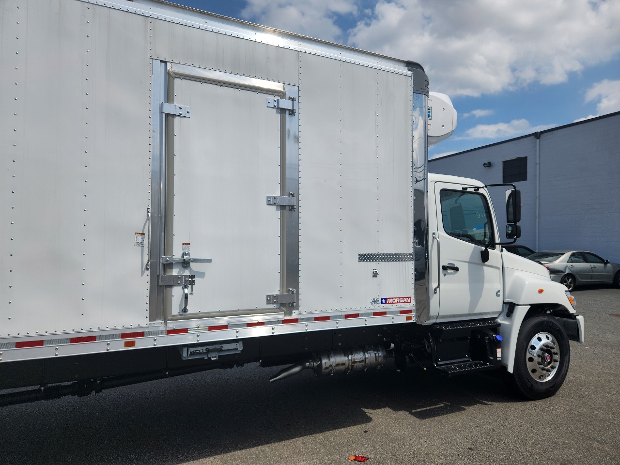 t*i様 HINO RANGER REEFER ミドルサイズ 2025 HINO L7 DE-RATE REEFER TRUCK FOR SALE #1201