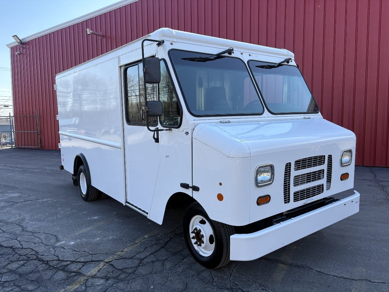 2016 FORD E-350 12’ Stepvan Step Van #1 2016 FORD E-350 12’ Stepvan Step Van #1