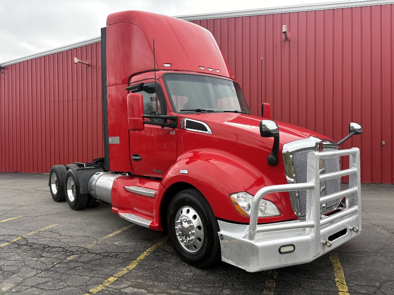 2018 KENWORTH T680 Tandem Axle Daycab #1 2018 KENWORTH T680 Tandem Axle Daycab #1