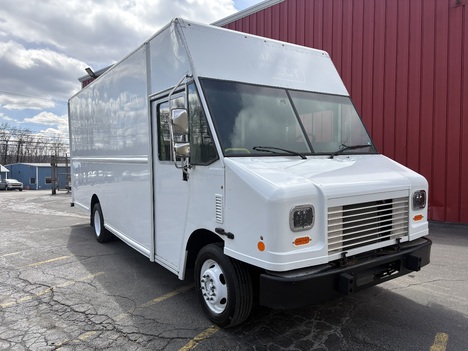 2021 FORD F59 P1000 18’ Stepvan Step Van #1042