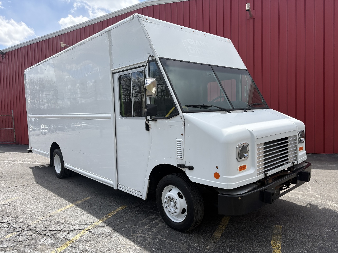 2021 FORD F59 P1000 18’ Stepvan Step Van #1 2021 FORD F59 P1000 18’ Stepvan Step Van #1