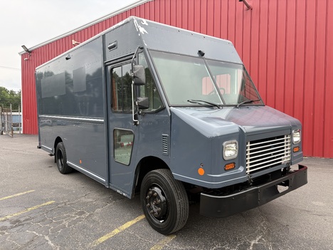 2021 FREIGHTLINER MT45 16’ Stepvan Step Van #1056
