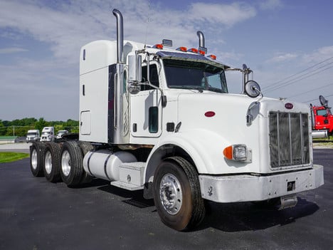 2005 PETERBILT 378 Tri-Axle Sleeper #3863 2005 PETERBILT 378 Tri-Axle Sleeper #3863