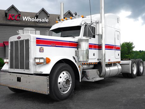 2001-peterbilt-379-tandem-axle-sleeper #4132
