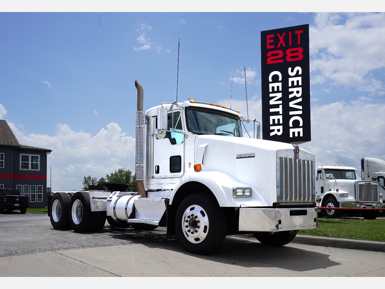 2012 KENWORTH T800 Daycab #3116 2012 KENWORTH T800 Daycab #3116