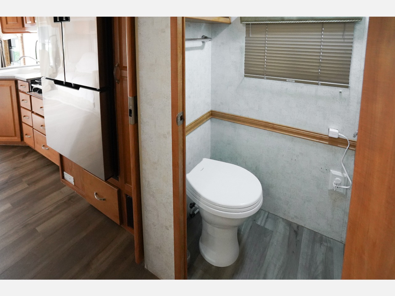 https://pub.imanpro.net/kcwholesale/photo/4142/18.jpg?t=20260819162202