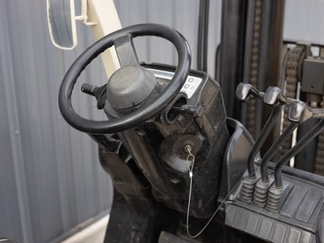 https://pub.imanpro.net/kdequip/photo/2980/BvUwp_forklift-35.jpg