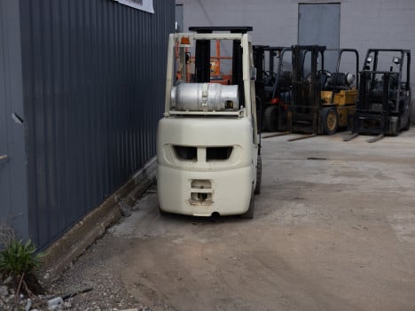 https://pub.imanpro.net/kdequip/photo/2980/I6Vjt_forklift-36.jpg