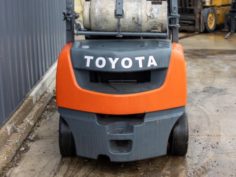 https://pub.imanpro.net/kdequip/photo/3269/5AWyB_forklift-63.jpg