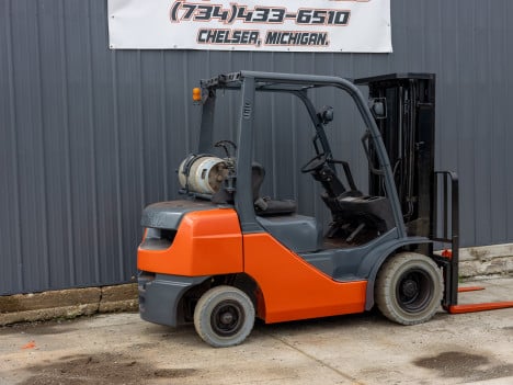 https://pub.imanpro.net/kdequip/photo/3506/6uSK0_forklift-91.jpg