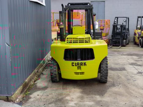 https://pub.imanpro.net/kdequip/photo/5213/ec6Ia_C500Clark8670RKF-06.jpg