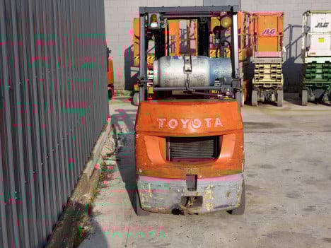 https://pub.imanpro.net/kdequip/photo/5289/UfiX0_3577Toyota8705-17.jpg