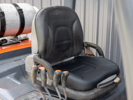 https://pub.imanpro.net/kdequip/photo/5308/bx8yU_3592DoosanG25N-7-08.jpg
